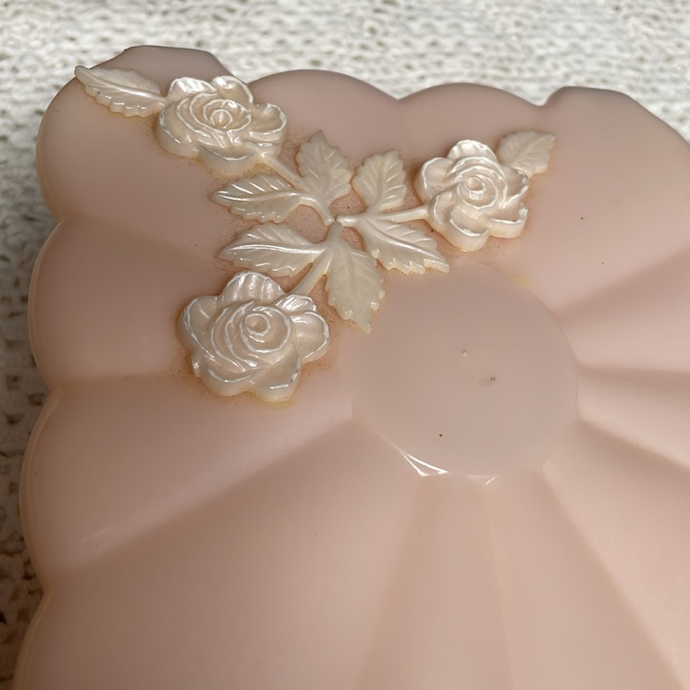 VTG Vanity Box - Picture 3 of 11